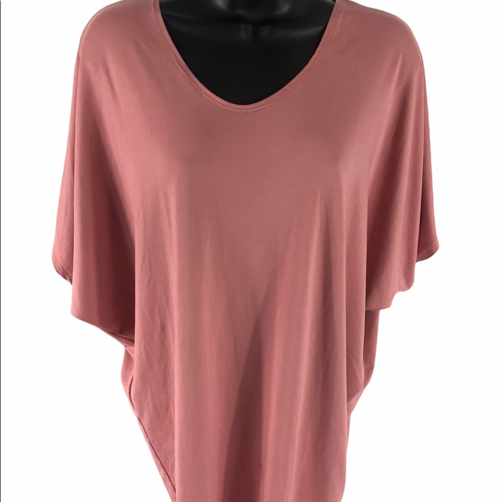 Lyss Loo Women Tapered Top Size Small